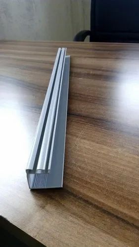 Cable tray die