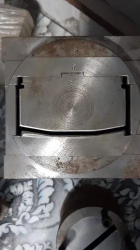WPC door extrusion die